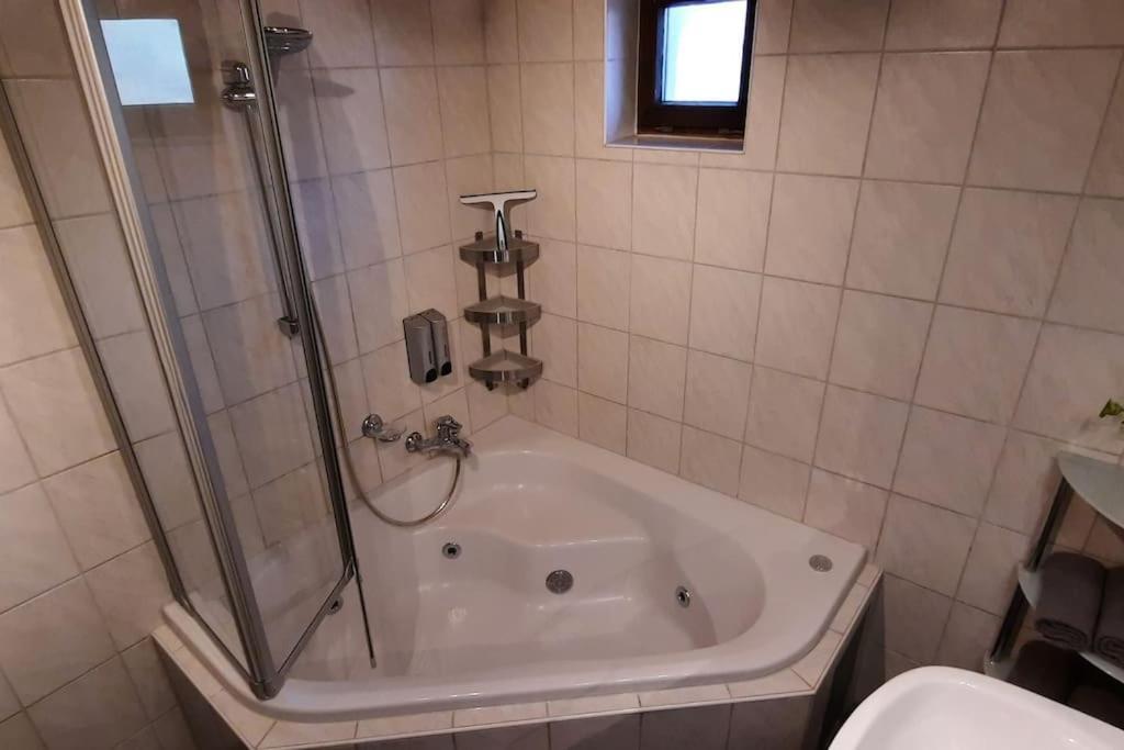 Ferienwohnung In Weyregg Am Attersee Экстерьер фото